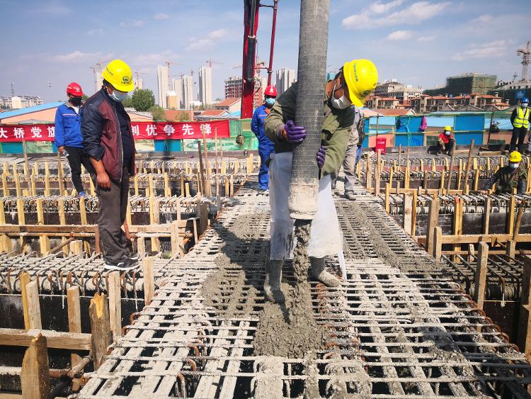 “指揮部+專班”破解短板弱項 濱州 “戰(zhàn)、搶、拼”全力推進項目建設(shè)